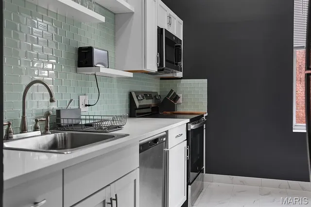 $2,300 | 2262 South Jefferson Avenue, St. Louis, MO 63104