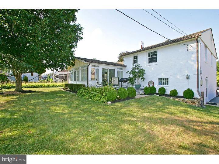 346 Kennerly Road Springfield, PA 19064 - Photo 4 of 18 Exterior Back