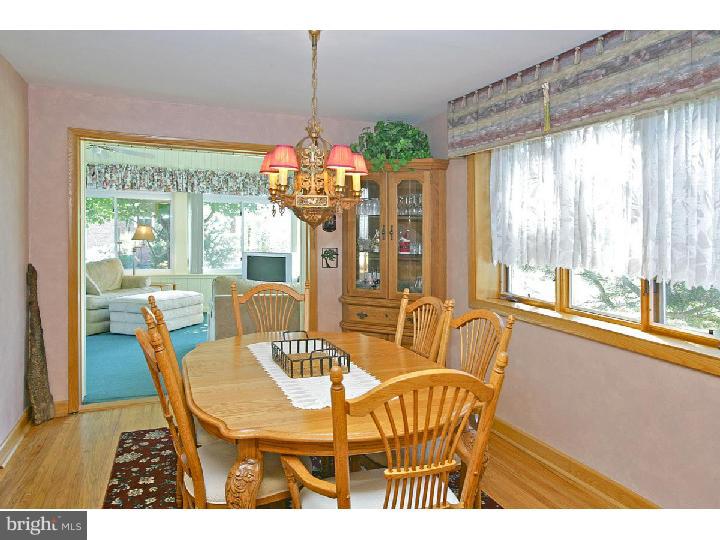 346 Kennerly Road Springfield, PA 19064 - Photo 10 of 18 Dining Room
