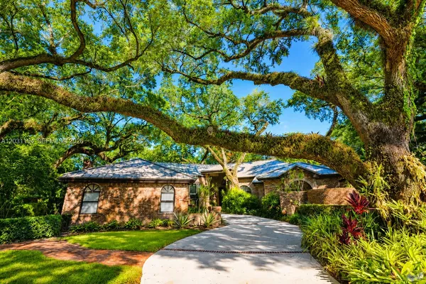 $2,950,000 | 5440 Shady Oak Lane, Dania Beach, FL 33312