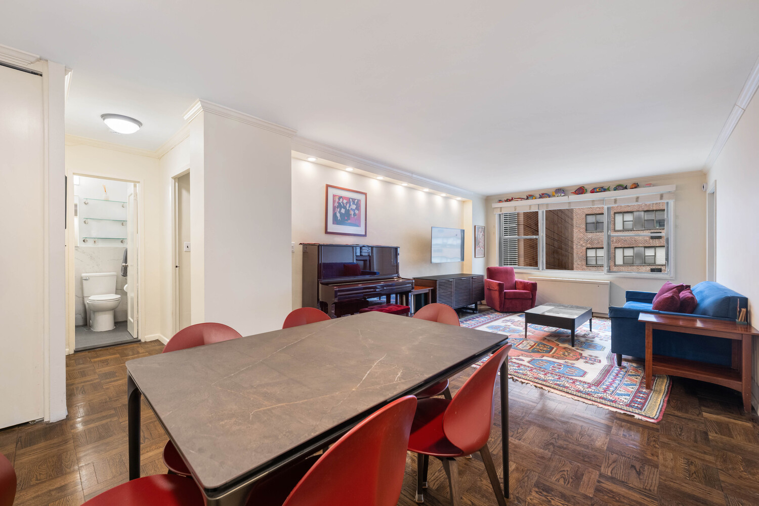 301 East 69th Street, Unit 4K Manhattan, NY 10021 - Photo 4 of 12
