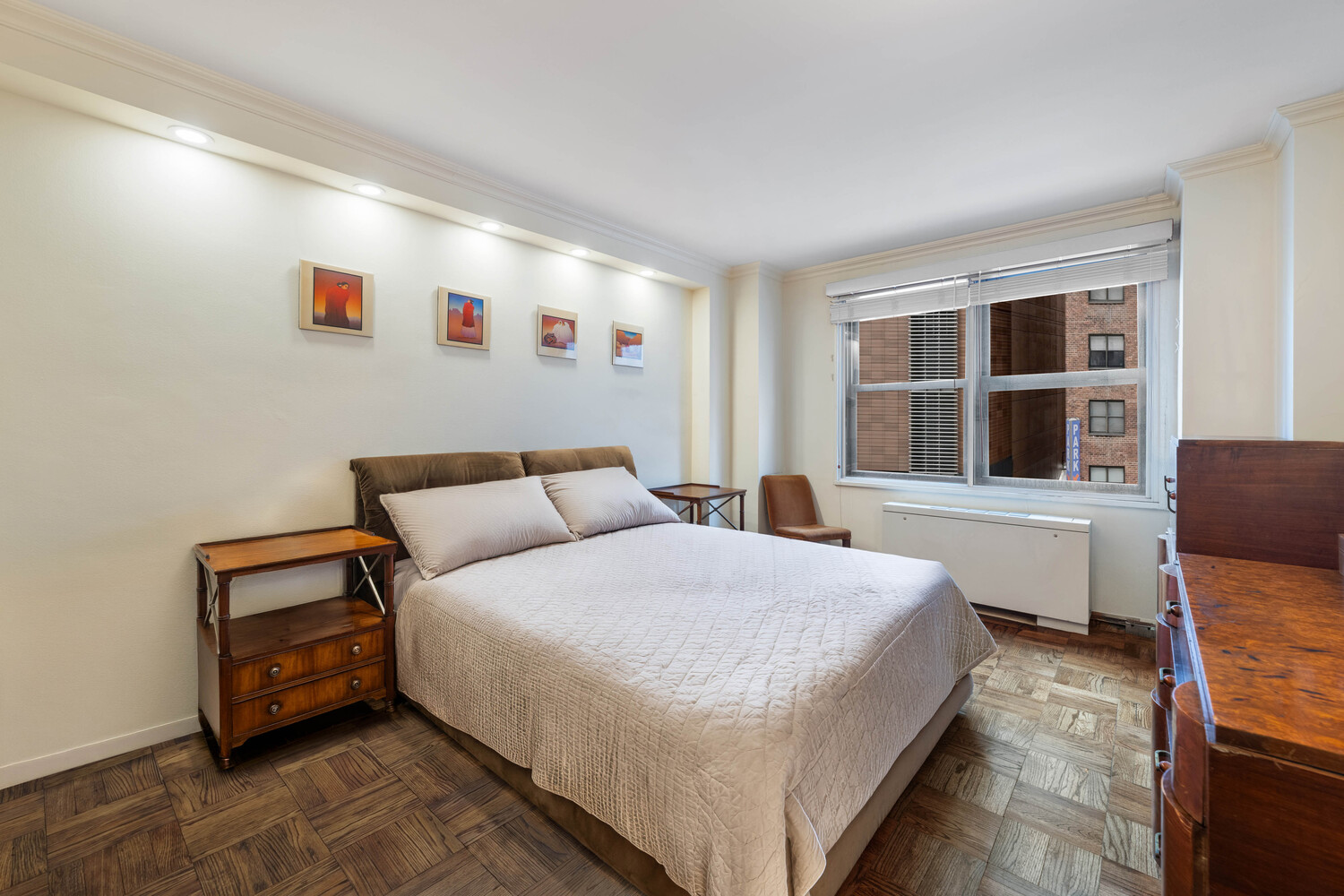 301 East 69th Street, Unit 4K Manhattan, NY 10021 - Photo 8 of 12
