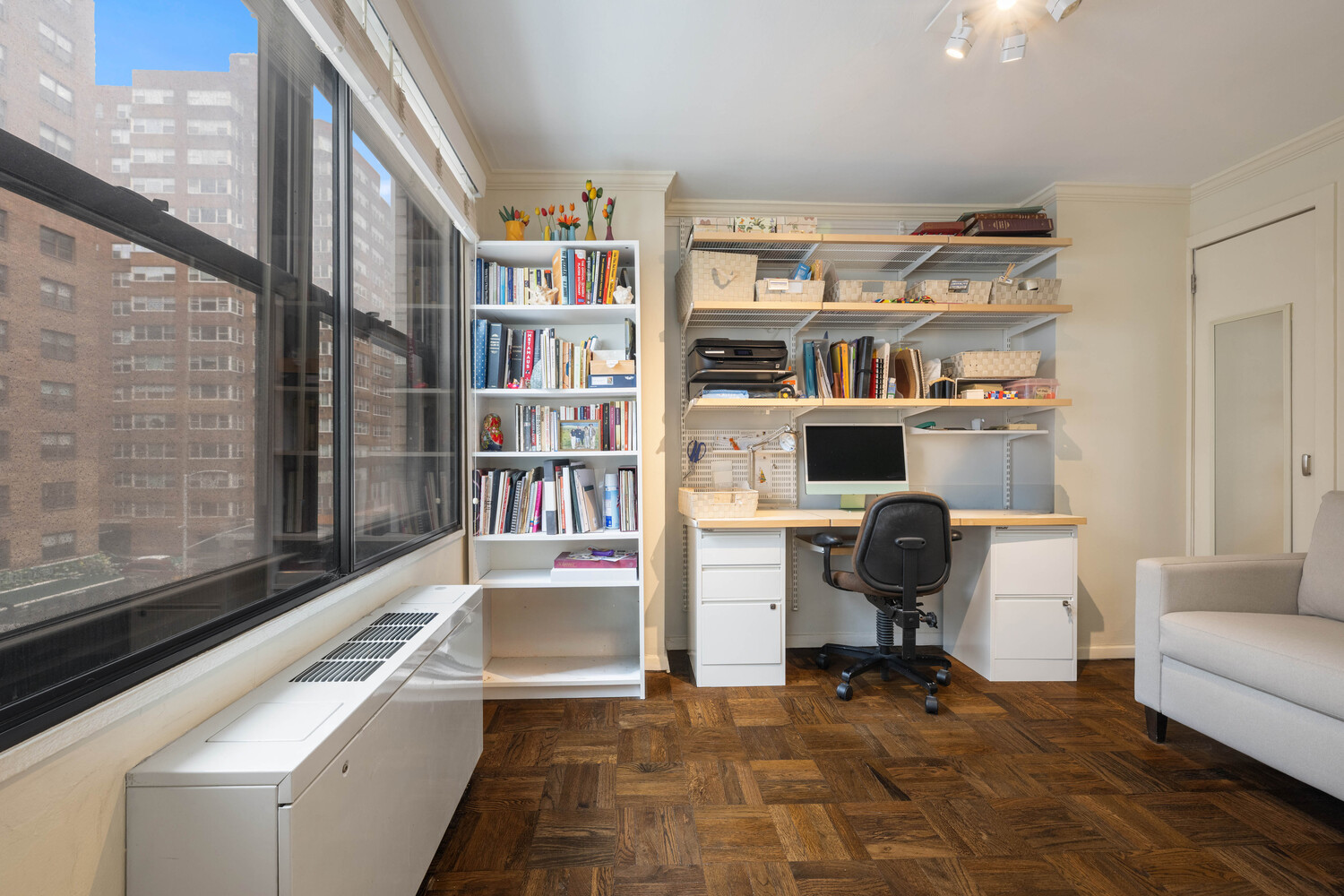 301 East 69th Street, Unit 4K Manhattan, NY 10021 - Photo 9 of 12