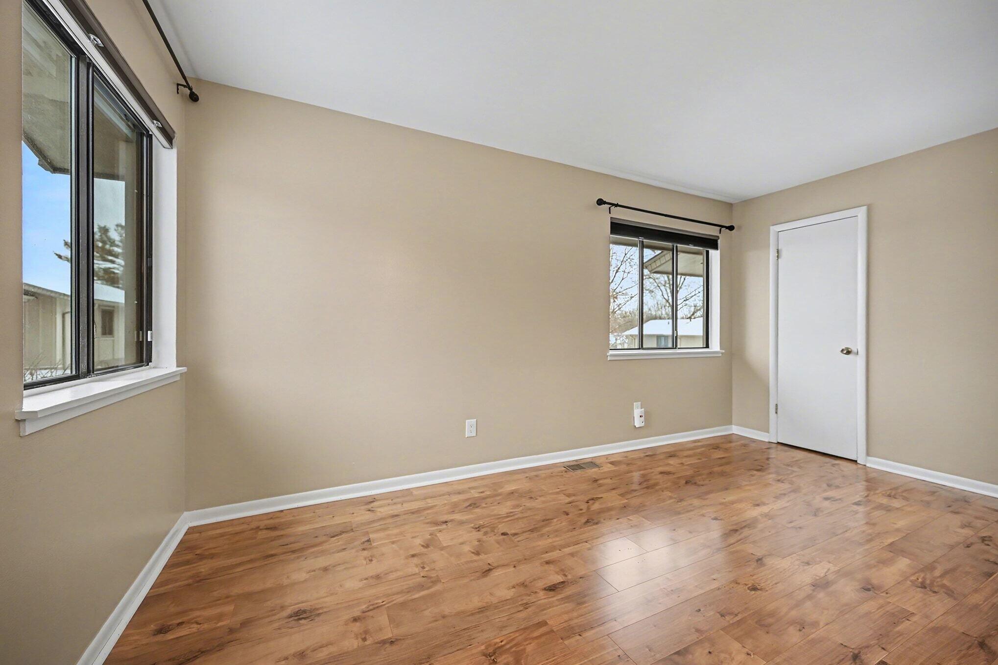 3812 Greenleaf Circle Kalamazoo, MI 49008 - Photo 11 of 18 011_file_4098