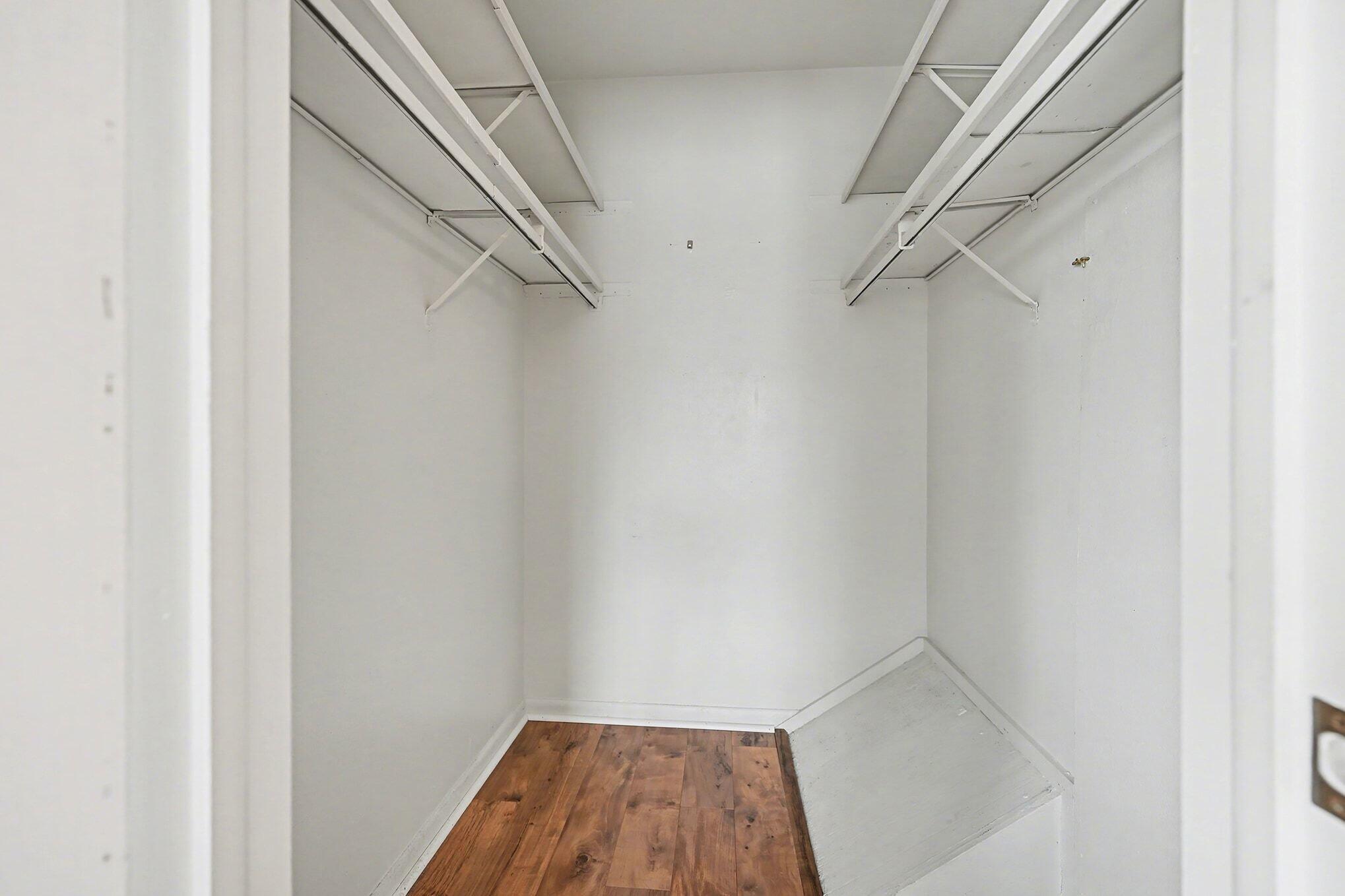 3812 Greenleaf Circle Kalamazoo, MI 49008 - Photo 12 of 18 012_file_7332