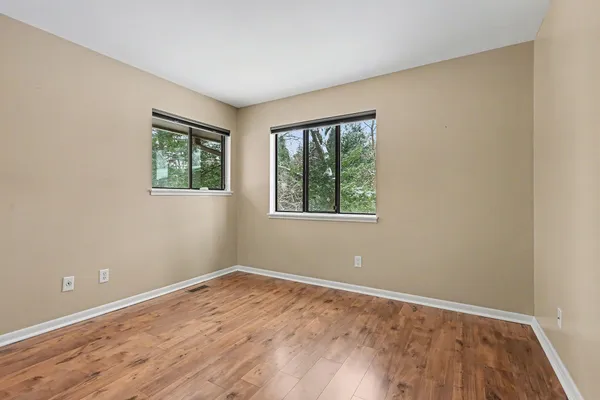 $1,500 | 3812 Greenleaf Circle, Kalamazoo, MI 49008