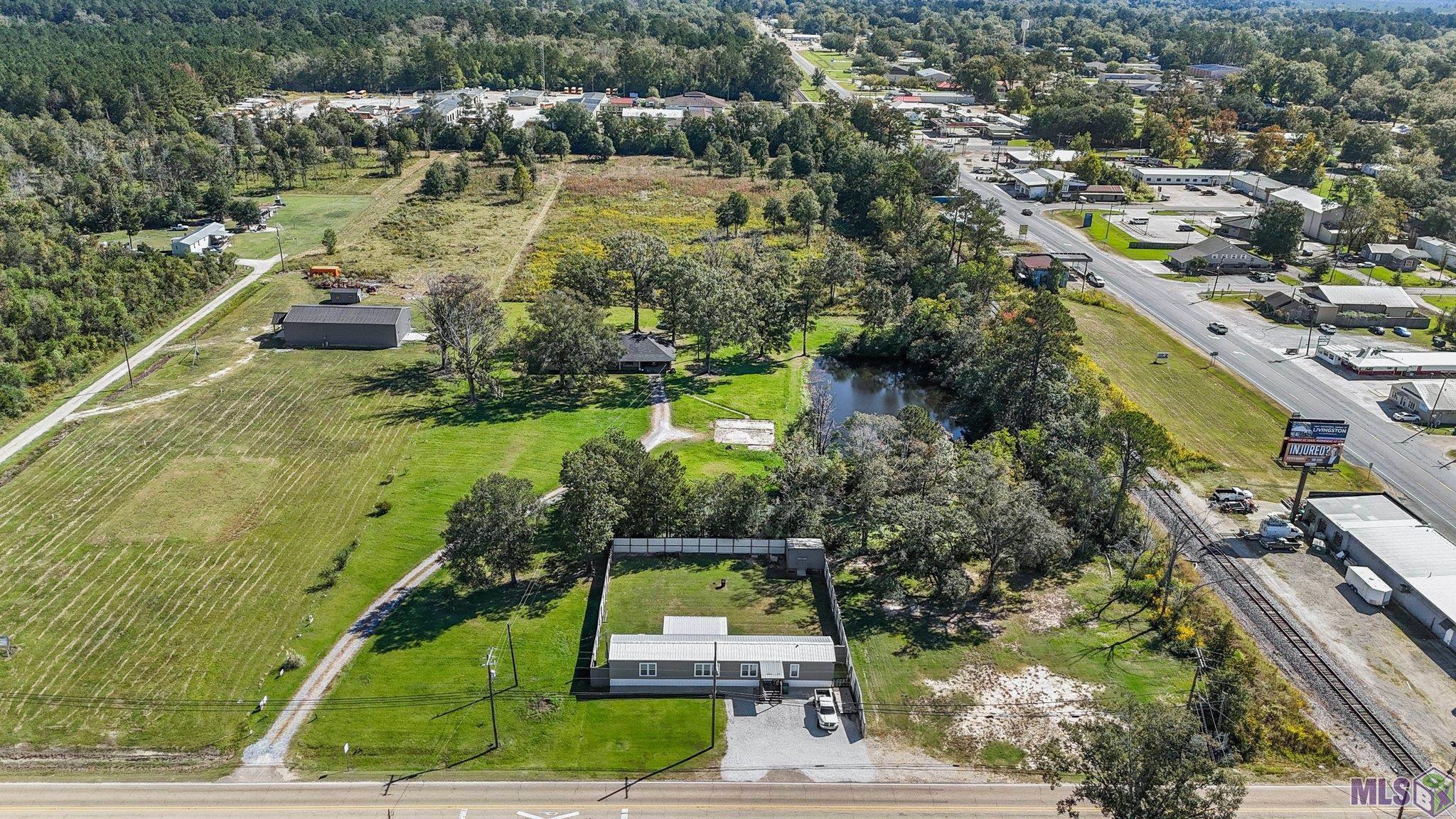 30054 North Range Road Livingston, LA 70754 - Photo 2 of 15