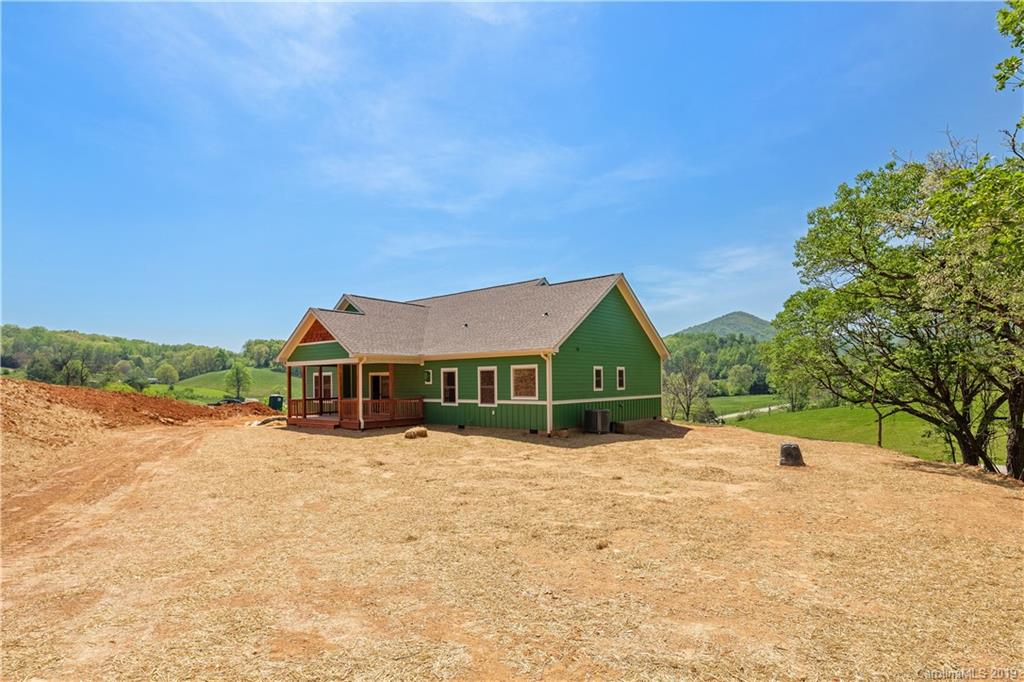 19 Blessed Hill Road Leicester, NC 28748 - Photo 4 of 28 Gallery Image 4