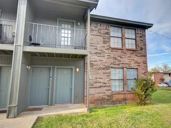 $1,150 | 1912 Bernice Street, Unit D, Haltom City, TX 76117