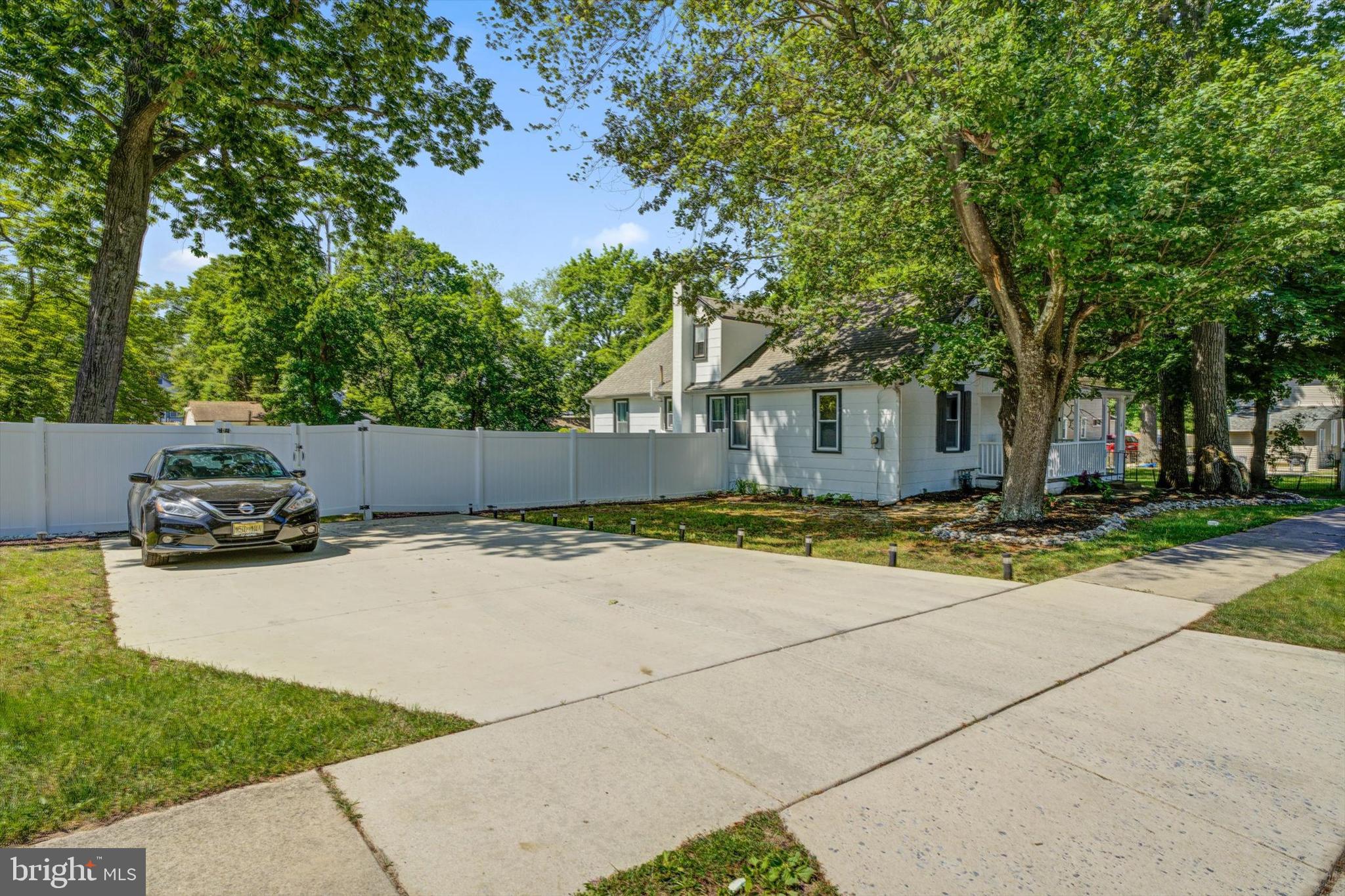 6 East 3rd Avenue Pine Hill, NJ 08021 - Photo 2 of 3