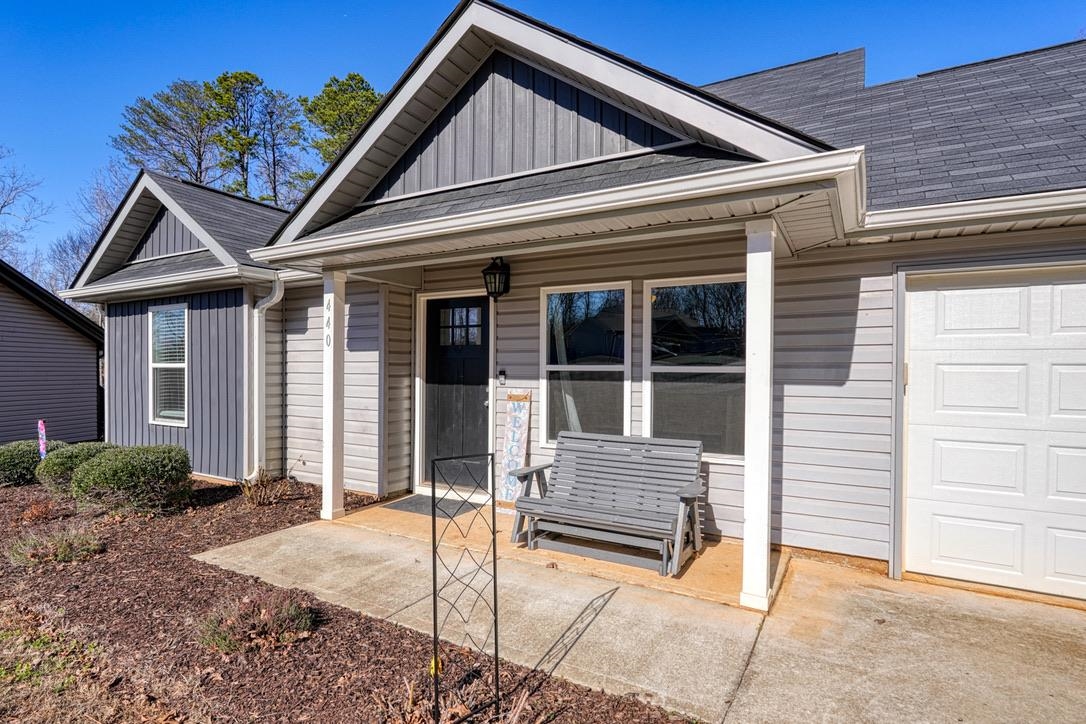 440 Foliage Court Inman, SC 29349 - Photo 2 of 27