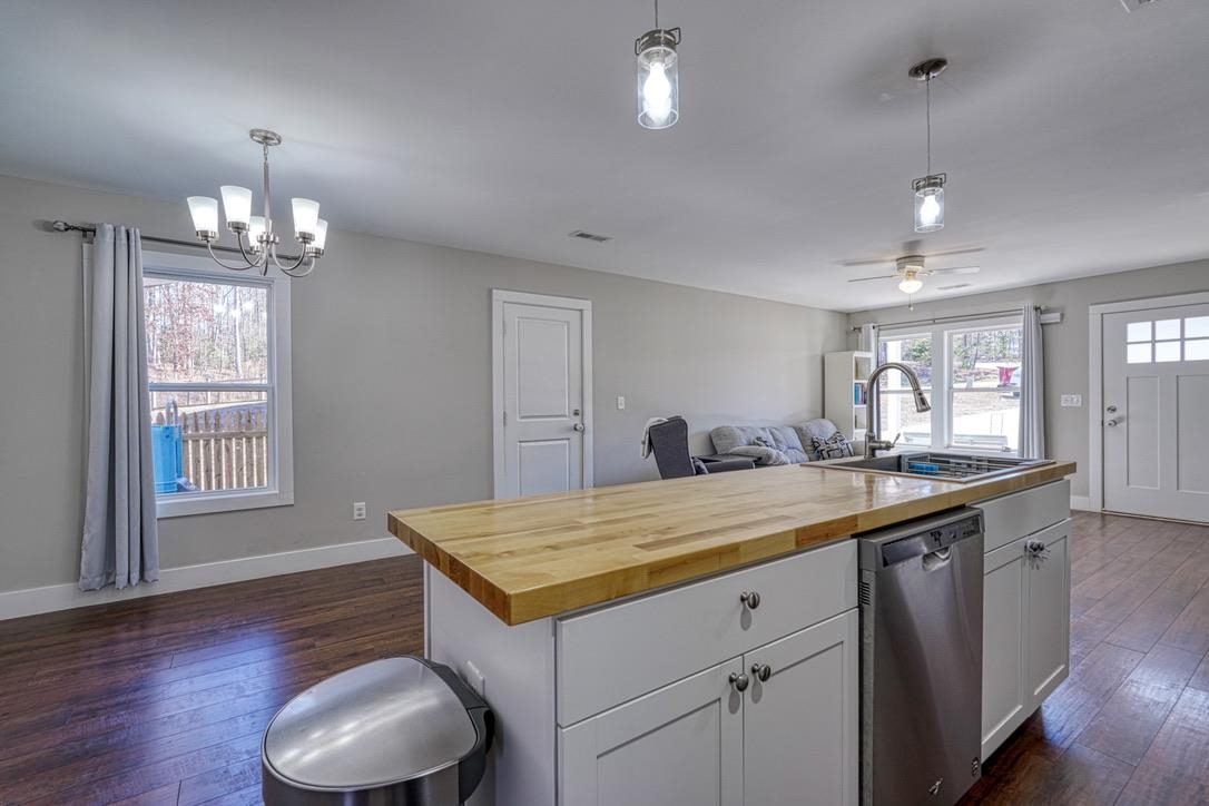 440 Foliage Court Inman, SC 29349 - Photo 9 of 27