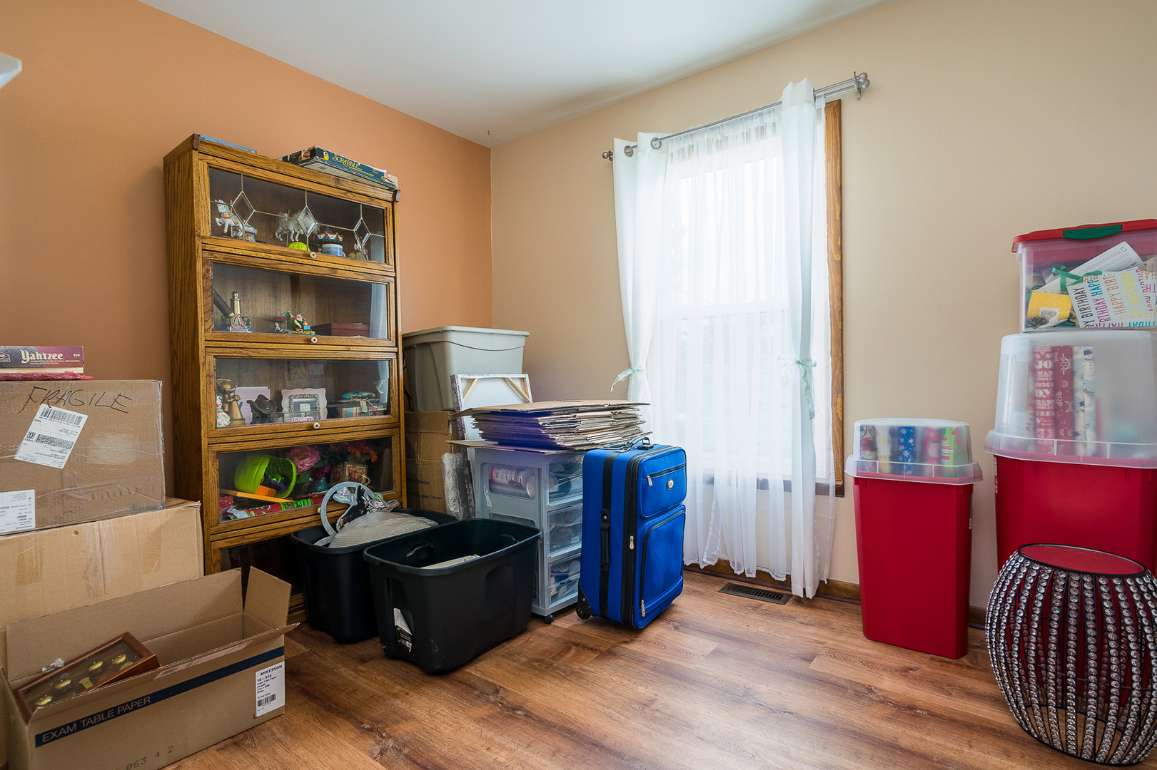 204 MacIntyre Street Lockport, IL 60441 - Photo 16 of 27 a living room with furniture and wooden floor