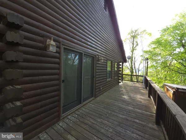 $285,000 | 384 Scarlet Tanager Trail, Franklin, WV 26807