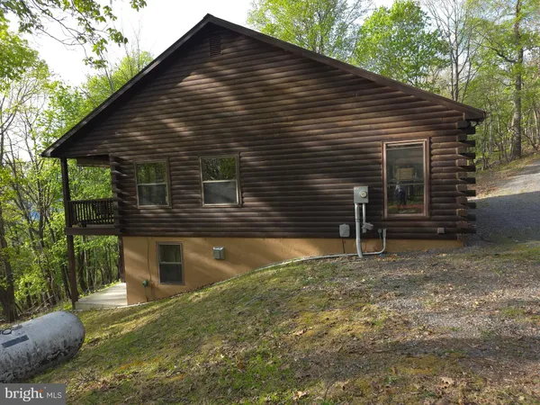 $285,000 | 384 Scarlet Tanager Trail, Franklin, WV 26807