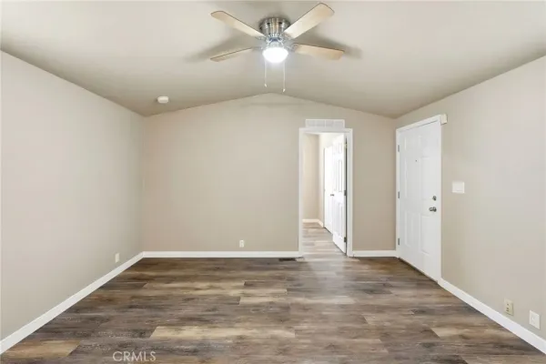 $229,950 | 2193 Los Feliz Drive, Unit 6, Thousand Oaks, CA 91362