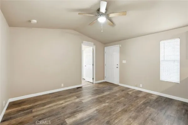 $229,950 | 2193 Los Feliz Drive, Unit 6, Thousand Oaks, CA 91362
