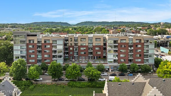 $649,500 | 333 West Depot Avenue, Unit 406, Knoxville, TN 37917