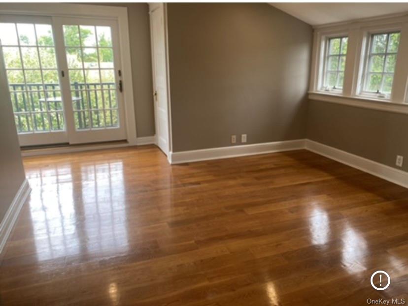 110 Echo Avenue New Rochelle, NY 10801 - Photo 4 of 24