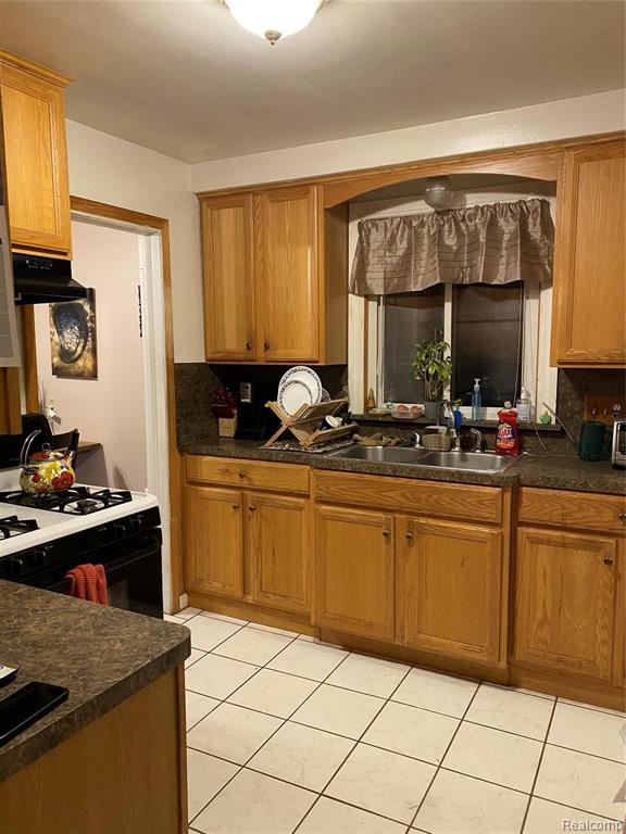 2120 Geneva Street Dearborn, MI 48124 - Photo 7 of 14