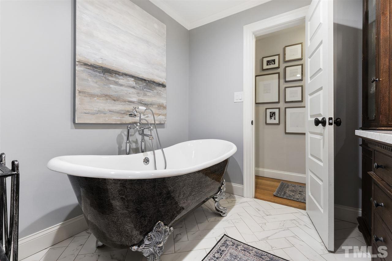 4607 Latimer Road Raleigh, NC 27609 - Photo 22 of 30