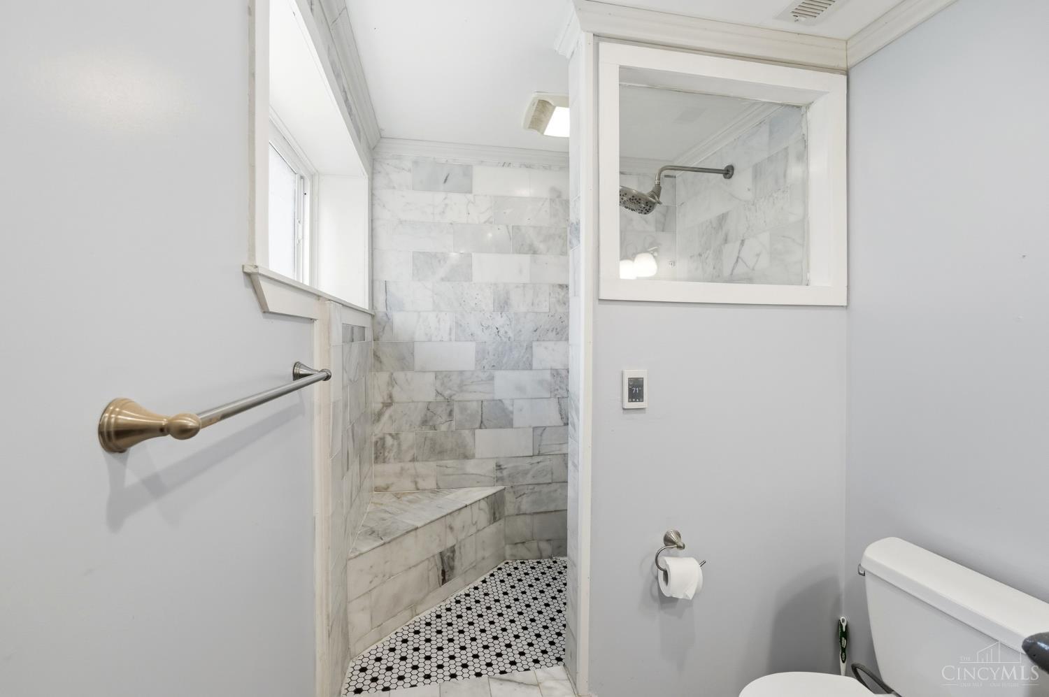 5792 Gaines Road Cincinnati, OH 45247 - Photo 26 of 73