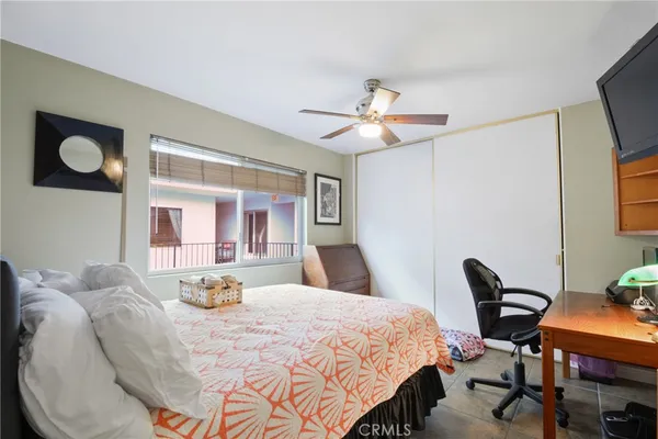 $660,000 | 2101 2nd Street, Unit 305, Long Beach, CA 90803