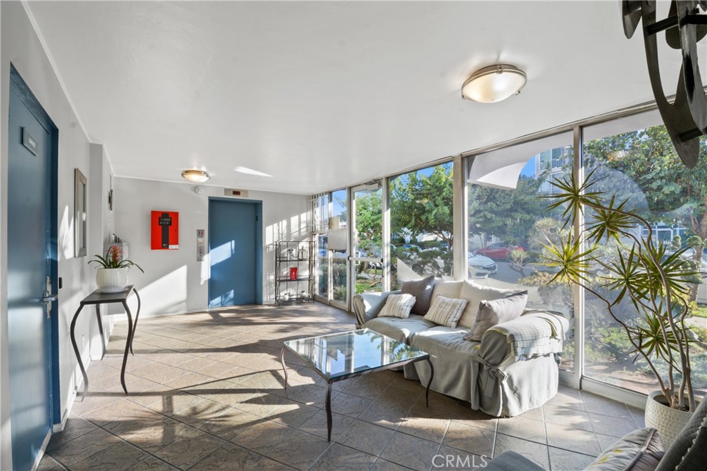 2101 2nd Street, Unit 305 Long Beach, CA 90803 - Photo 4 of 30