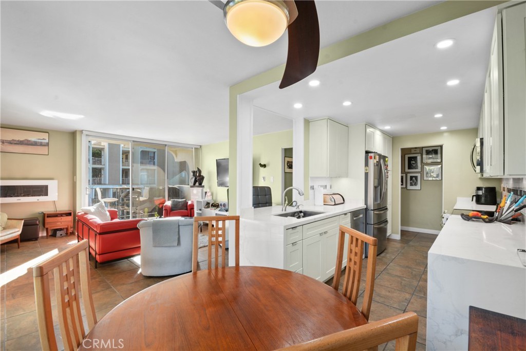 2101 2nd Street, Unit 305 Long Beach, CA 90803 - Photo 8 of 25