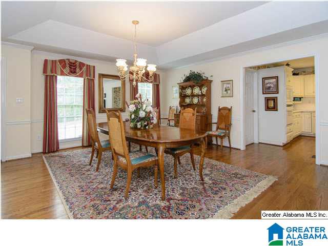 2637 Dolly Ridge Road Birmingham, AL 35243 - Photo 5 of 32