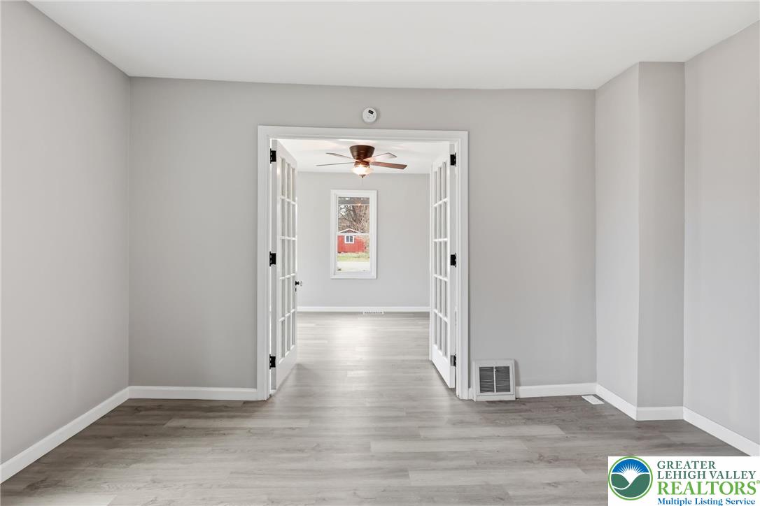 2520 Riegel Street Bethlehem, PA 18020 - Photo 11 of 52