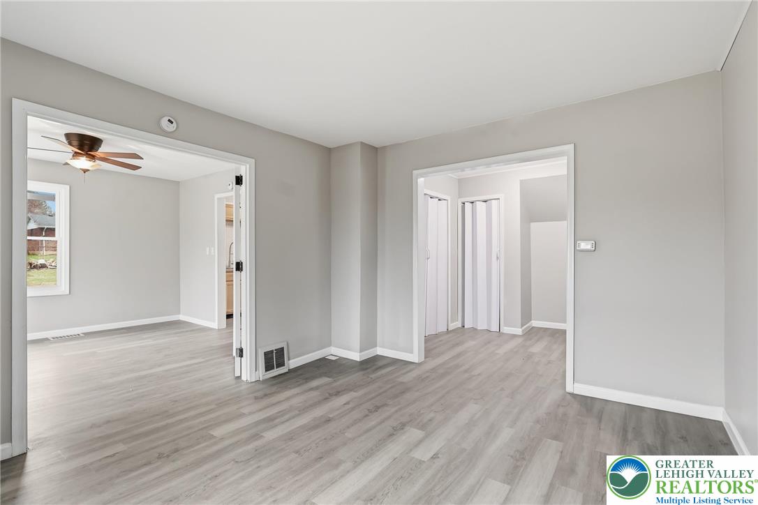 2520 Riegel Street Bethlehem, PA 18020 - Photo 12 of 52