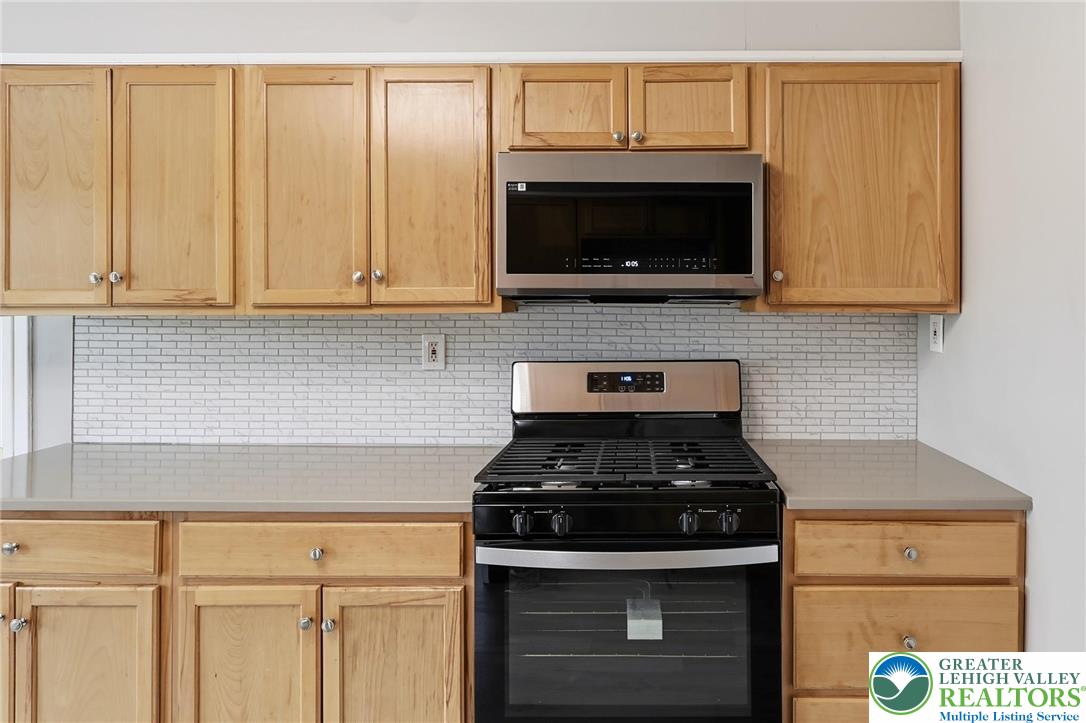 2520 Riegel Street Bethlehem, PA 18020 - Photo 22 of 52