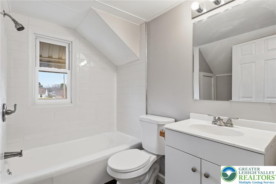 2520 Riegel Street Bethlehem, PA 18020 - Photo 30 of 52