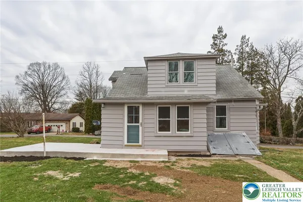 $324,900 | 2520 Riegel Street, Bethlehem, PA 18020