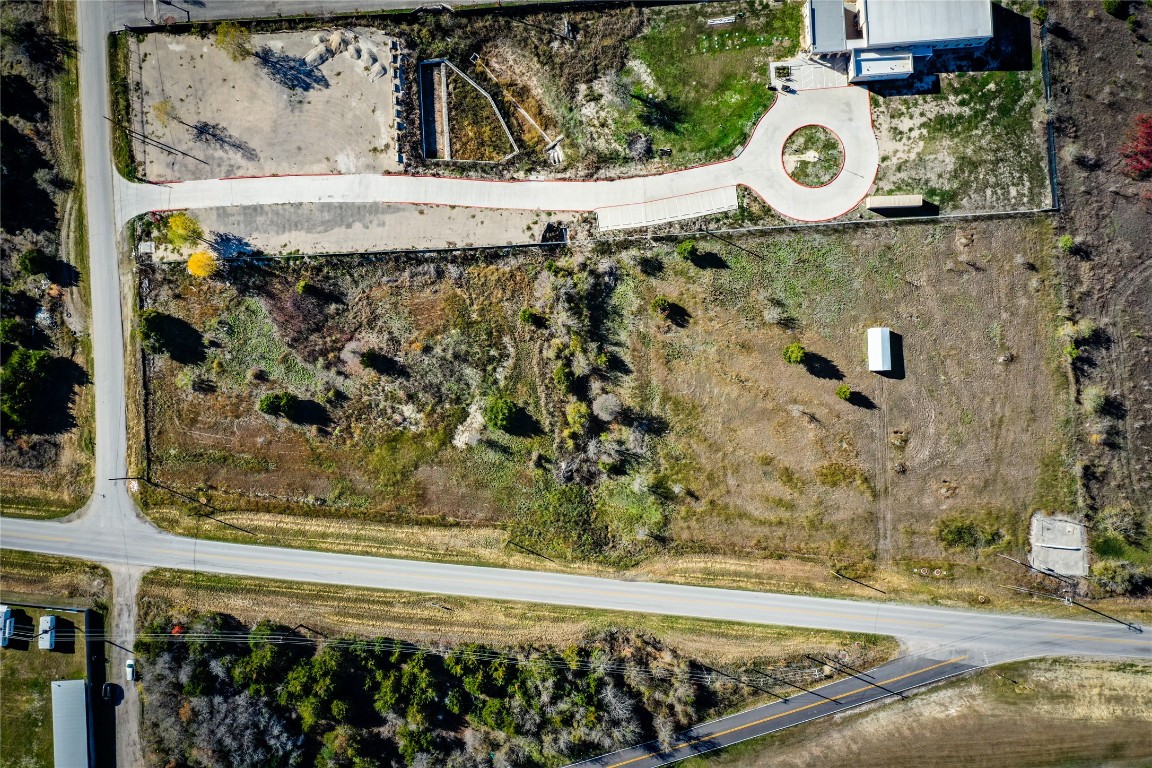 10109 Decker Lake Road Austin, TX 78724 - Photo 4 of 9