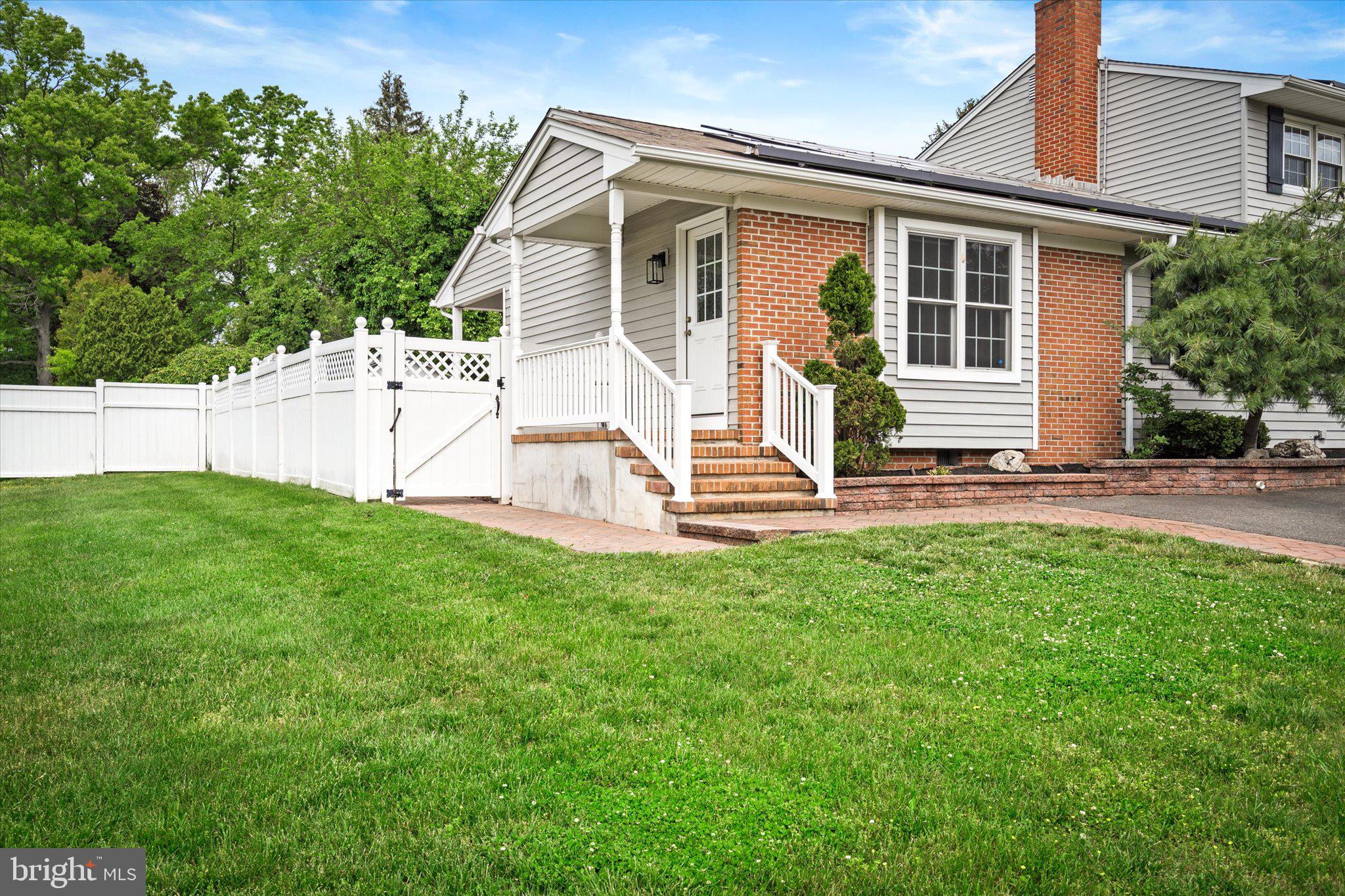 2224 Klockner Road Hamilton, NJ 08690 - Photo 3 of 44