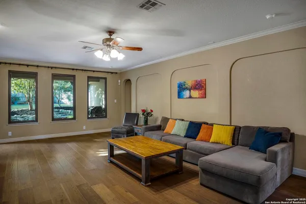 $2,400 | 3133 Soledad Lane, New Braunfels, TX 78132