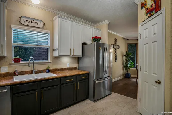 $2,400 | 3133 Soledad Lane, New Braunfels, TX 78132