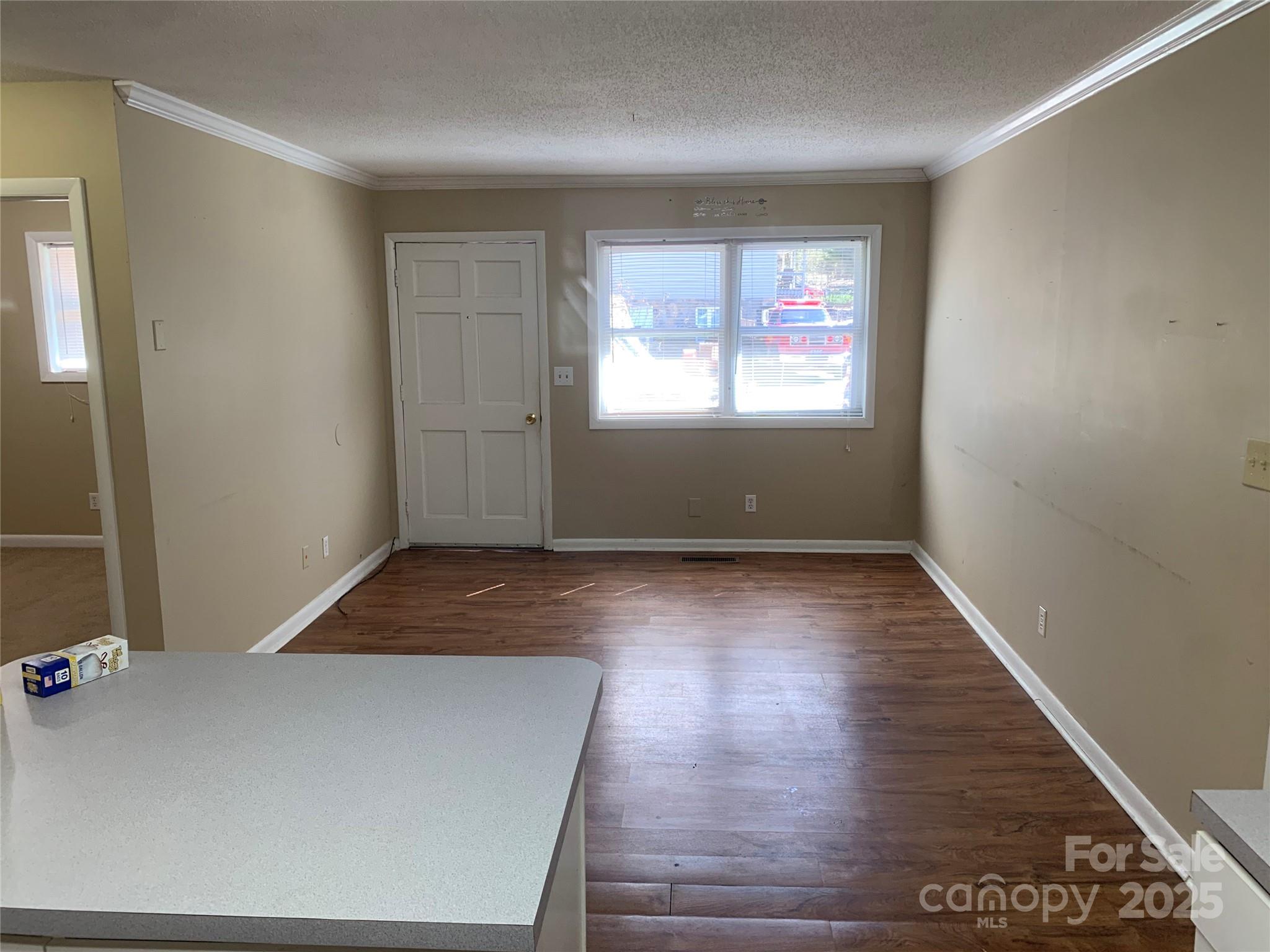 60 Blade Road Hendersonville, NC 28791 - Photo 4 of 9 Gallery Image 4