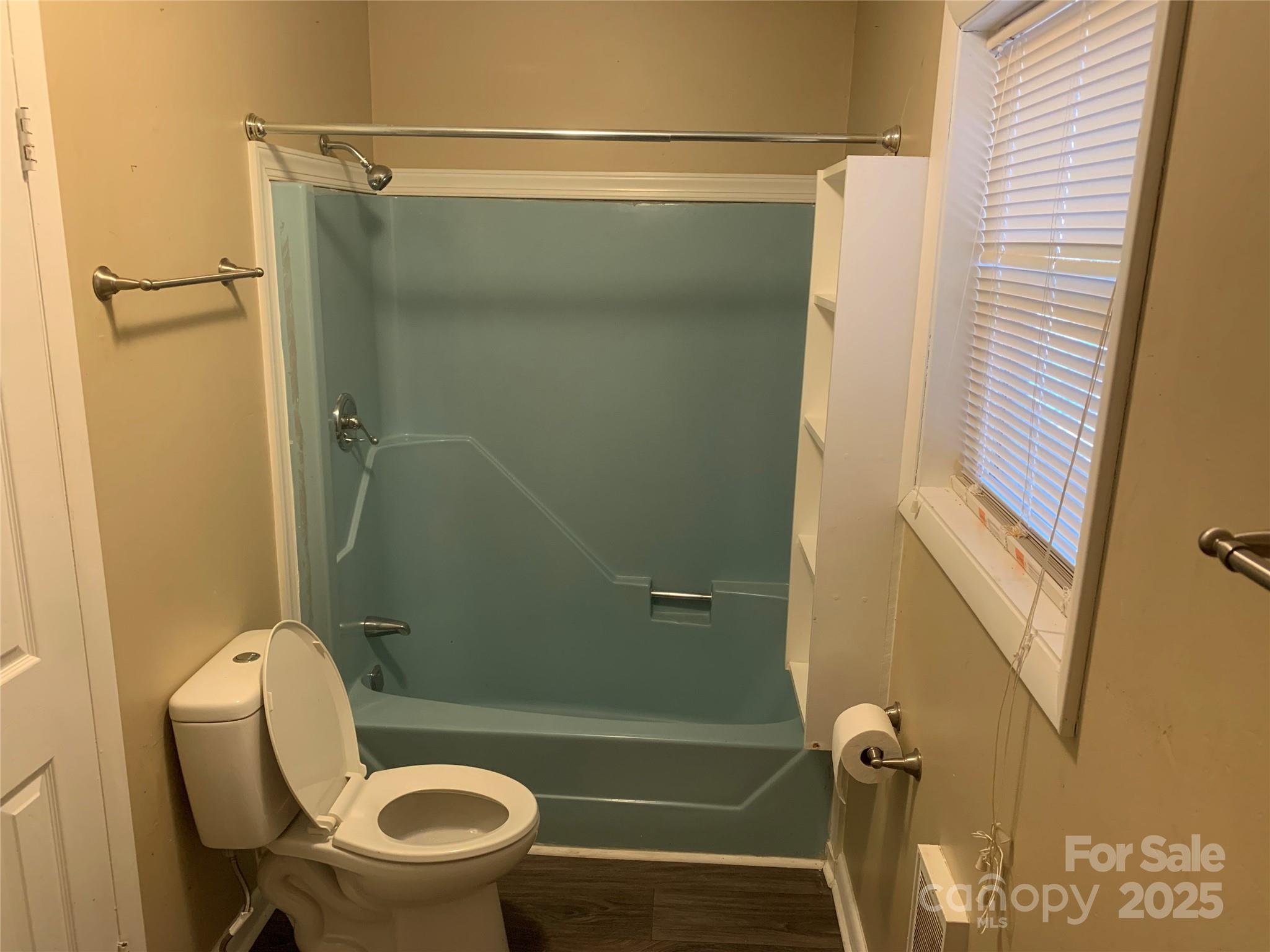 60 Blade Road Hendersonville, NC 28791 - Photo 5 of 9 Gallery Image 5