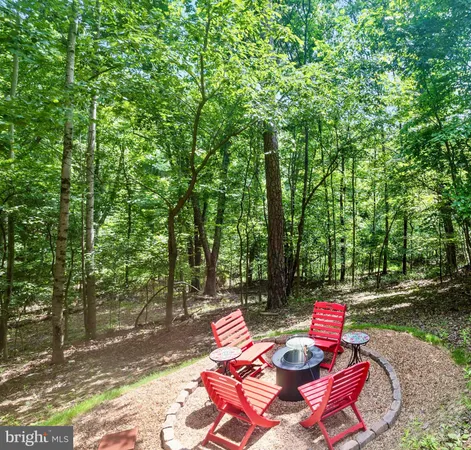 a outdoor view with a sitting space