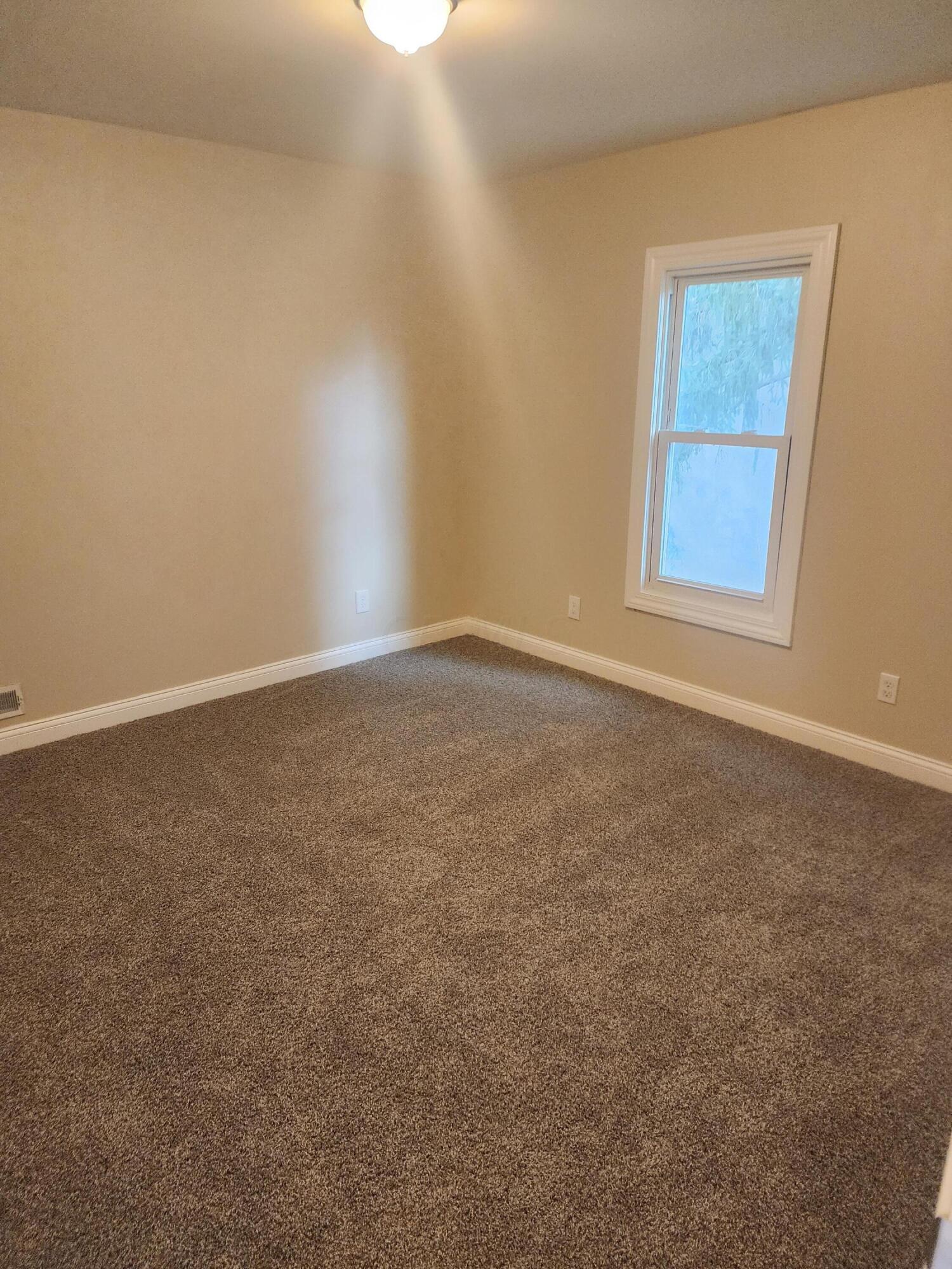 136 Jefferson Road Newark, OH 43055 - Photo 37 of 43 20230117_143215