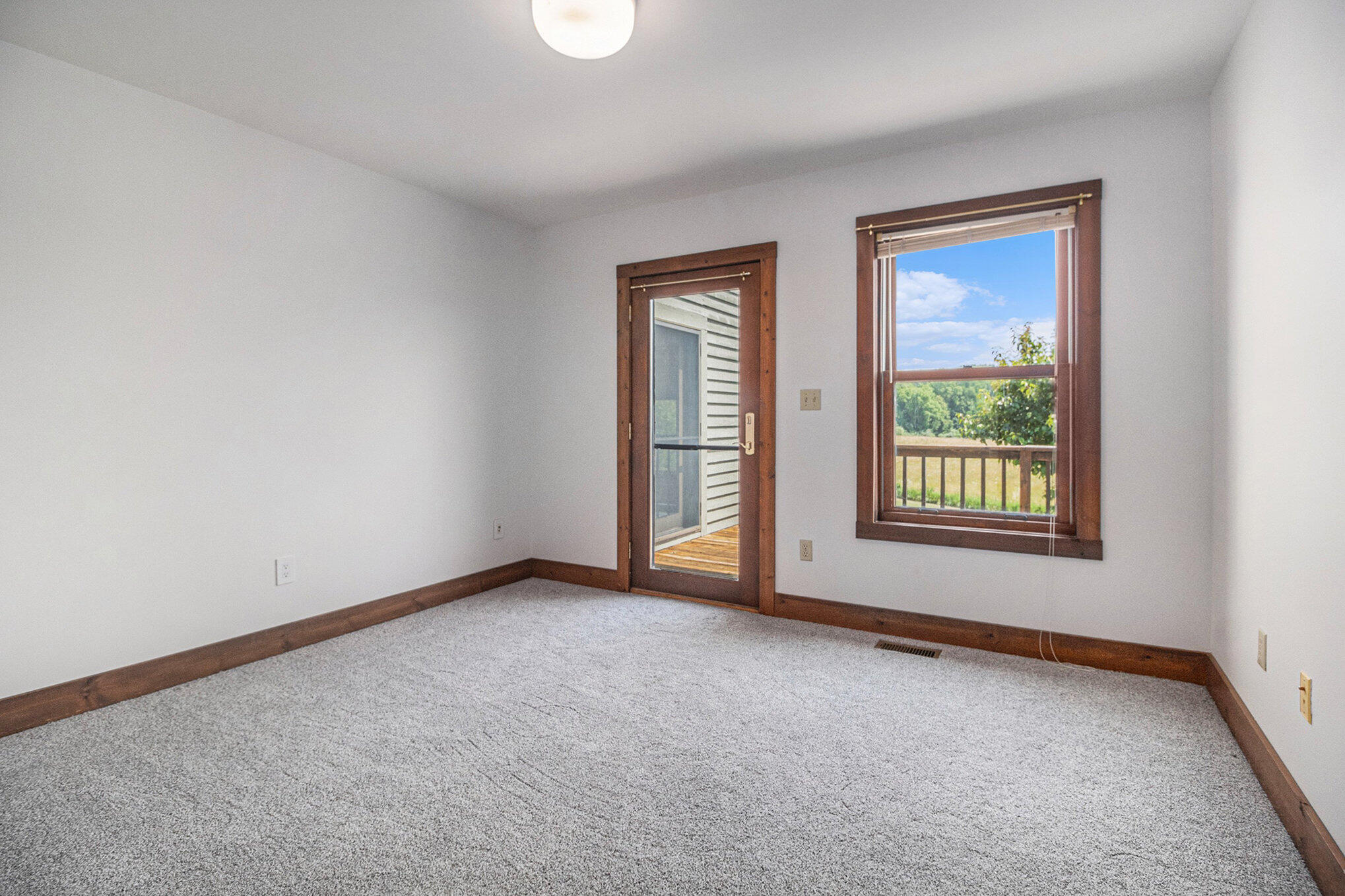 10989 Scio Church Road Chelsea, MI 48118 - Photo 27 of 78 Den/Sitting Room