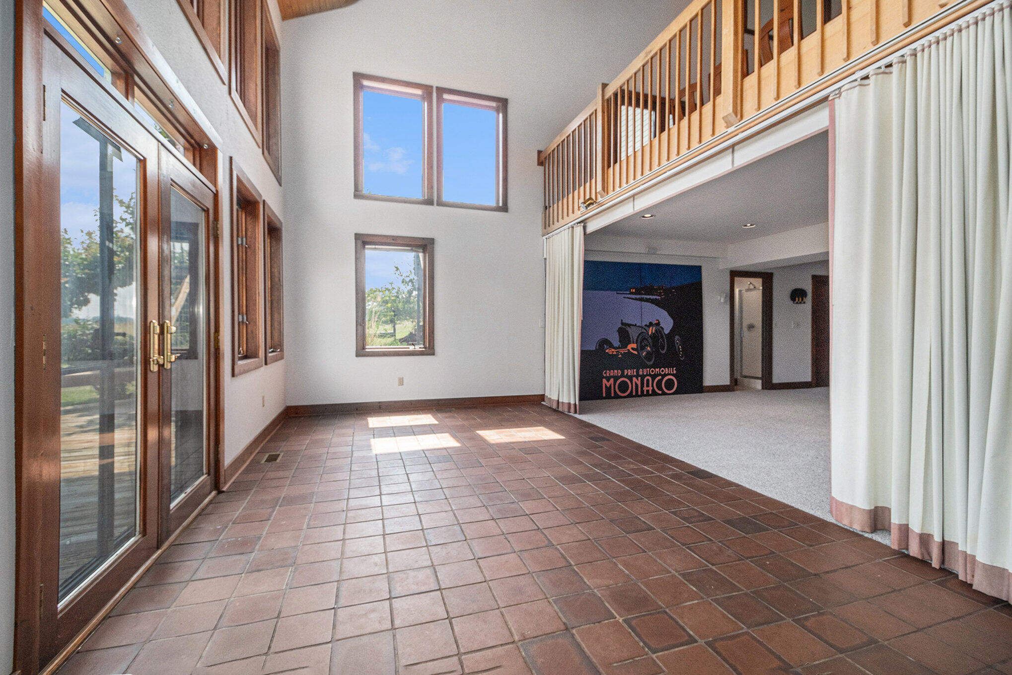 10989 Scio Church Road Chelsea, MI 48118 - Photo 50 of 78 Atrium