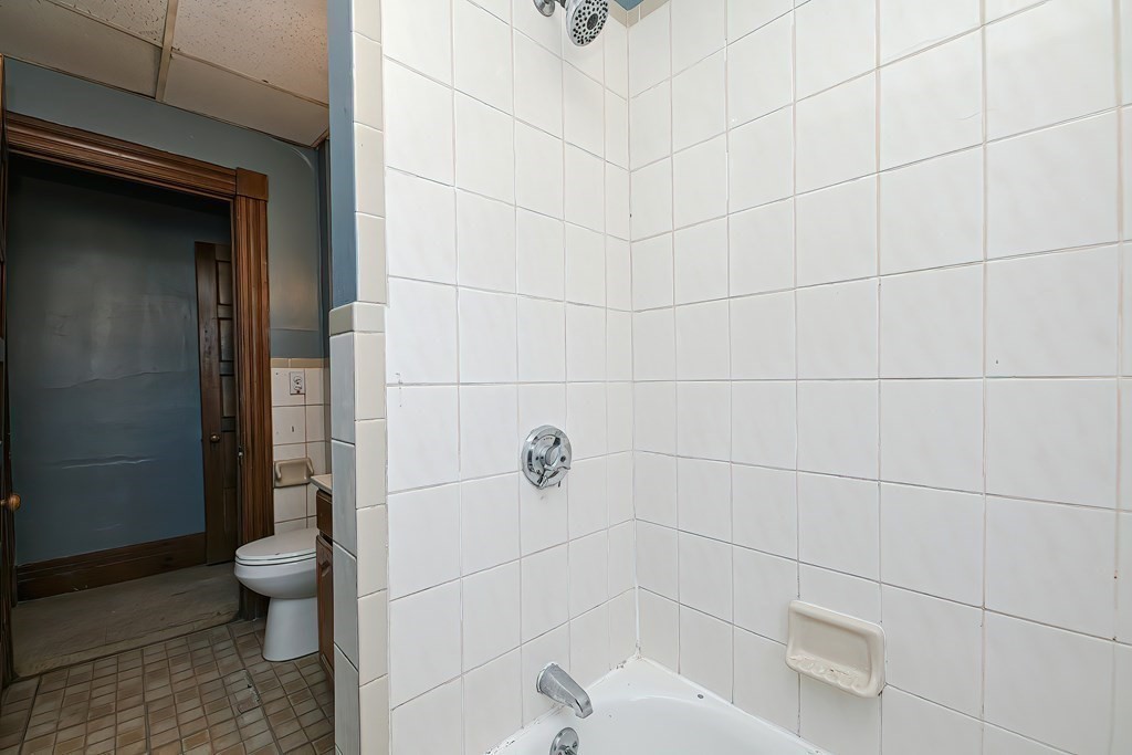20 Burlington Street Springfield, MA 01108 - Photo 17 of 42 Gallery Image 17