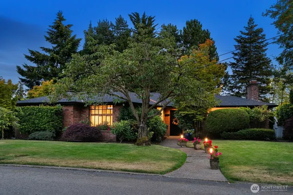 $1,798,500 | 1805 Northwest 95th Street, Seattle, WA 98117