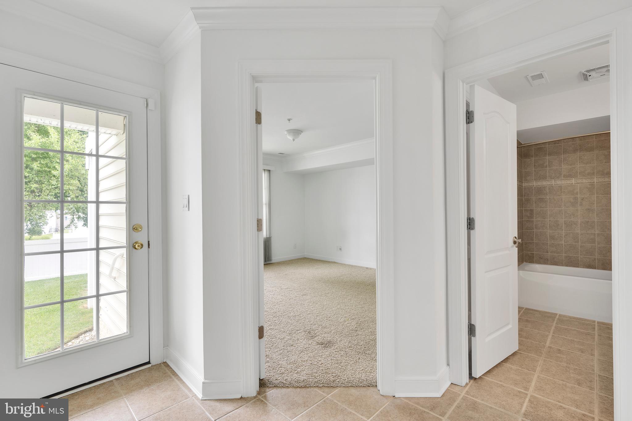 9823 Golf Course Road, Unit 16 Ocean City, MD 21842 - Photo 23 of 34