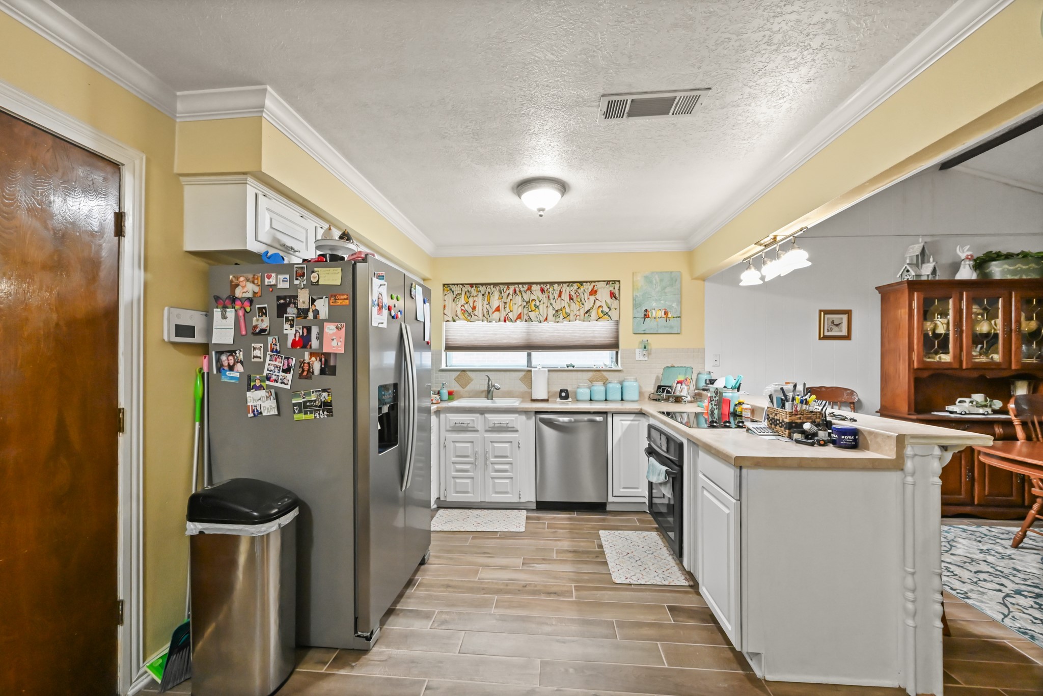 20135 Fox Grove Lane Humble, TX 77338 - Photo 13 of 34 a kitchen with a sink and cabinets