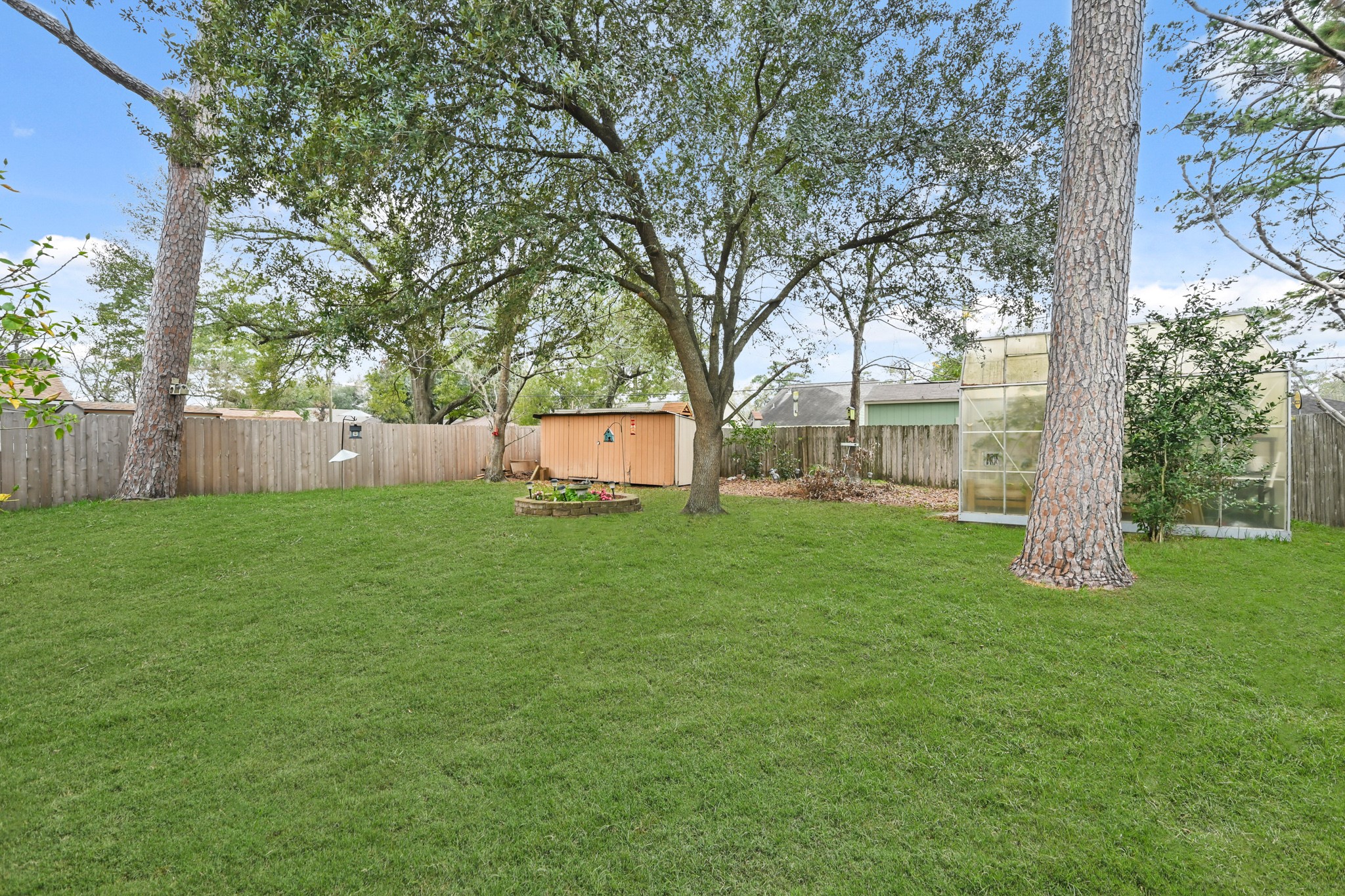 20135 Fox Grove Lane Humble, TX 77338 - Photo 34 of 34 a front view of a house with a garden